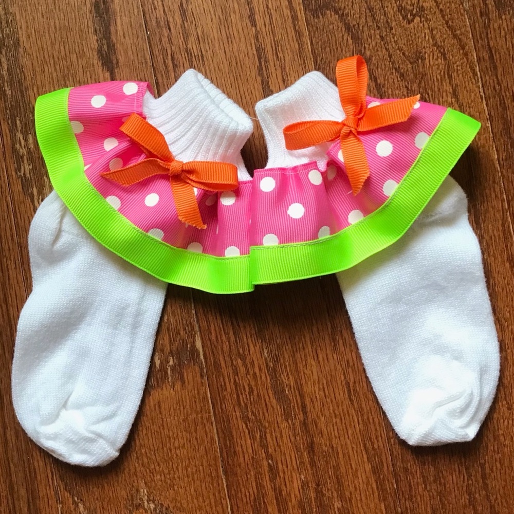 I’m Yours Pink & Green Polka Dot Socks w/ Bow